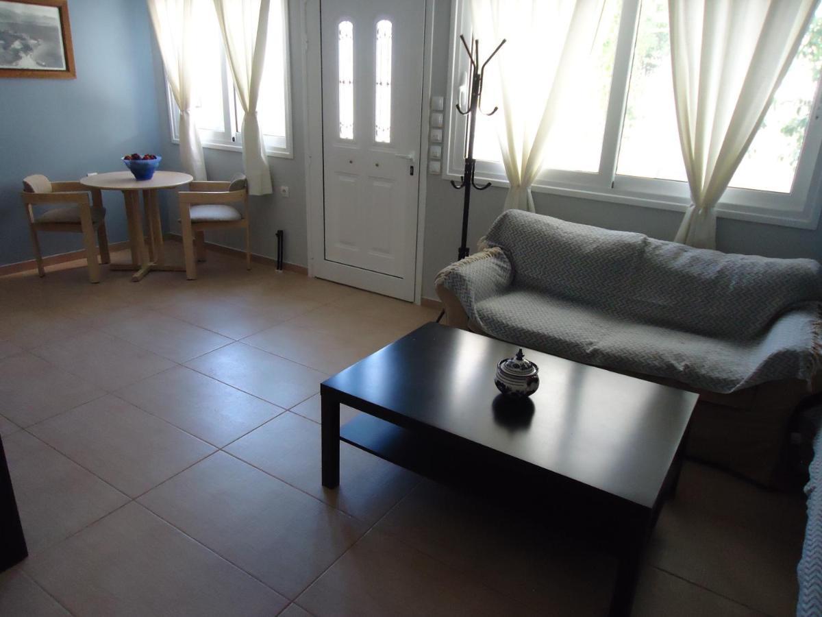 Villa Vetsa'S Experience à Tolón Extérieur photo